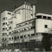 Bauhaus - Stiluri in arhitectura locuirii colective - Property INDEX