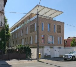 Bloculețul fetelor cuminți din Cotroceni